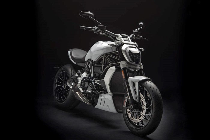 Ducati trinh lang XDiavel S “Iceberg White” 2018 moi-Hinh-9